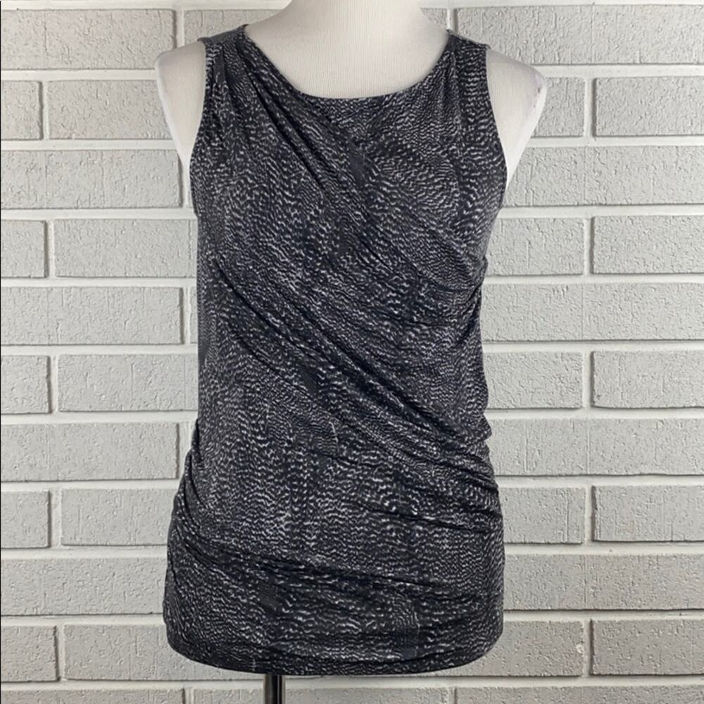 Ann Taylor Women's Black & White NWT Sleeveless Casual Top Size Small